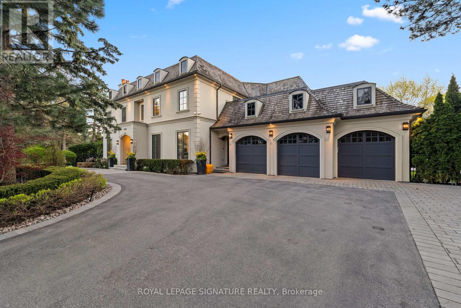 2 Spirea Court, Markham, Ontario  L3T 2W1 - Photo 3 - N13639578
