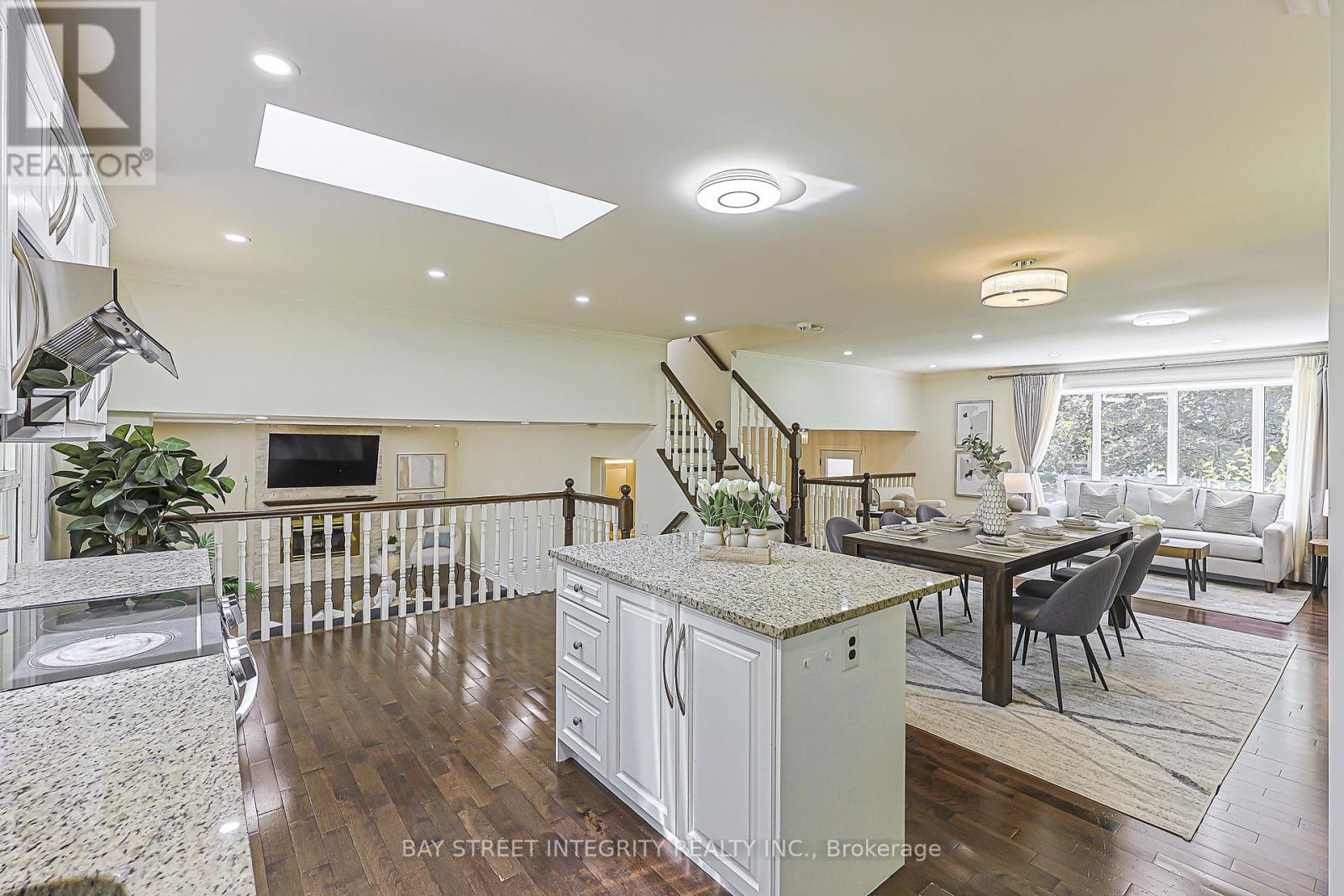 81 Dawn Hill Trail, Markham (Bayview Fairway-Bayview Country Club Estates), Ontario  L3T 3B4 - Photo 18 - N13639628