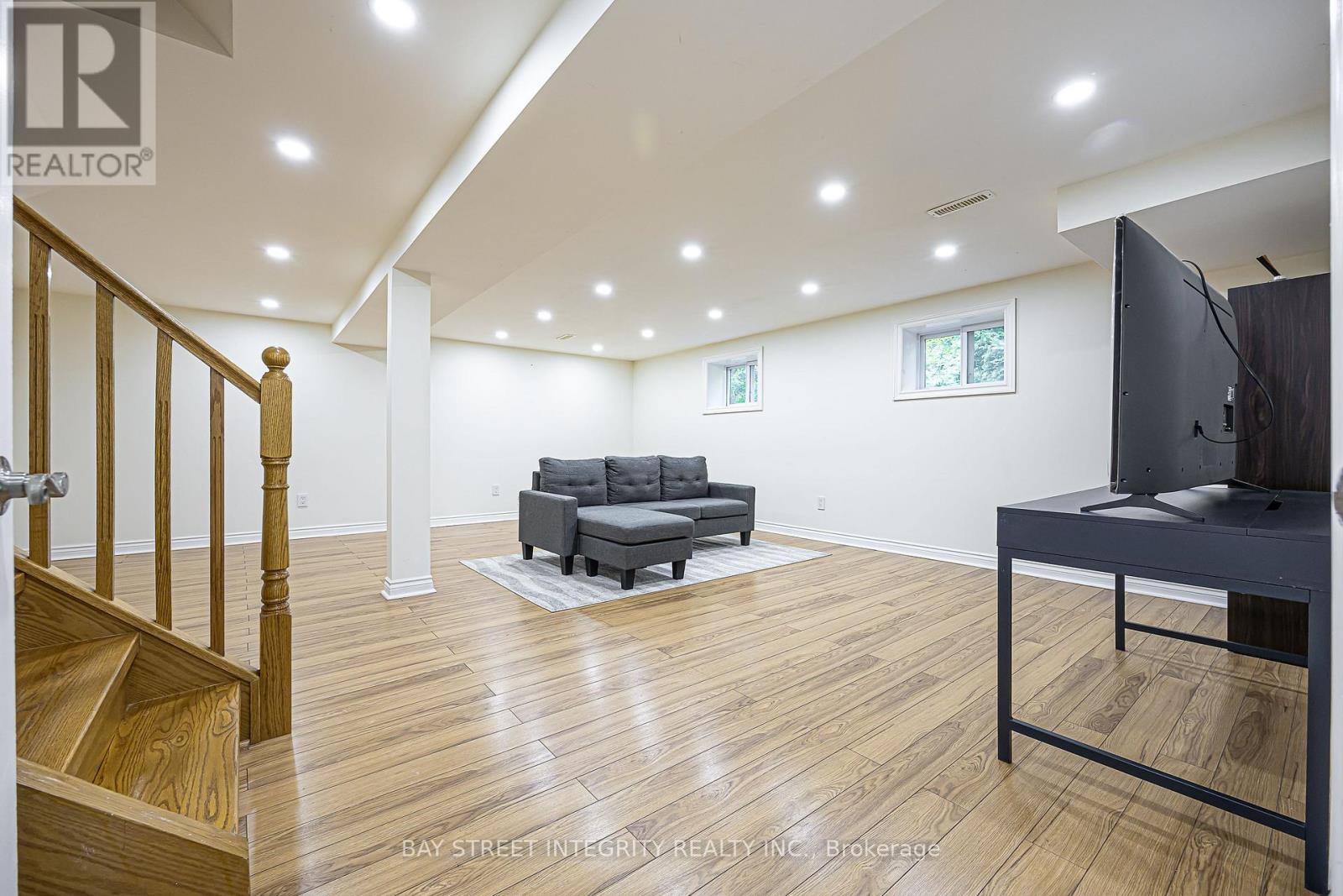 81 Dawn Hill Trail, Markham (Bayview Fairway-Bayview Country Club Estates), Ontario  L3T 3B4 - Photo 34 - N13639628