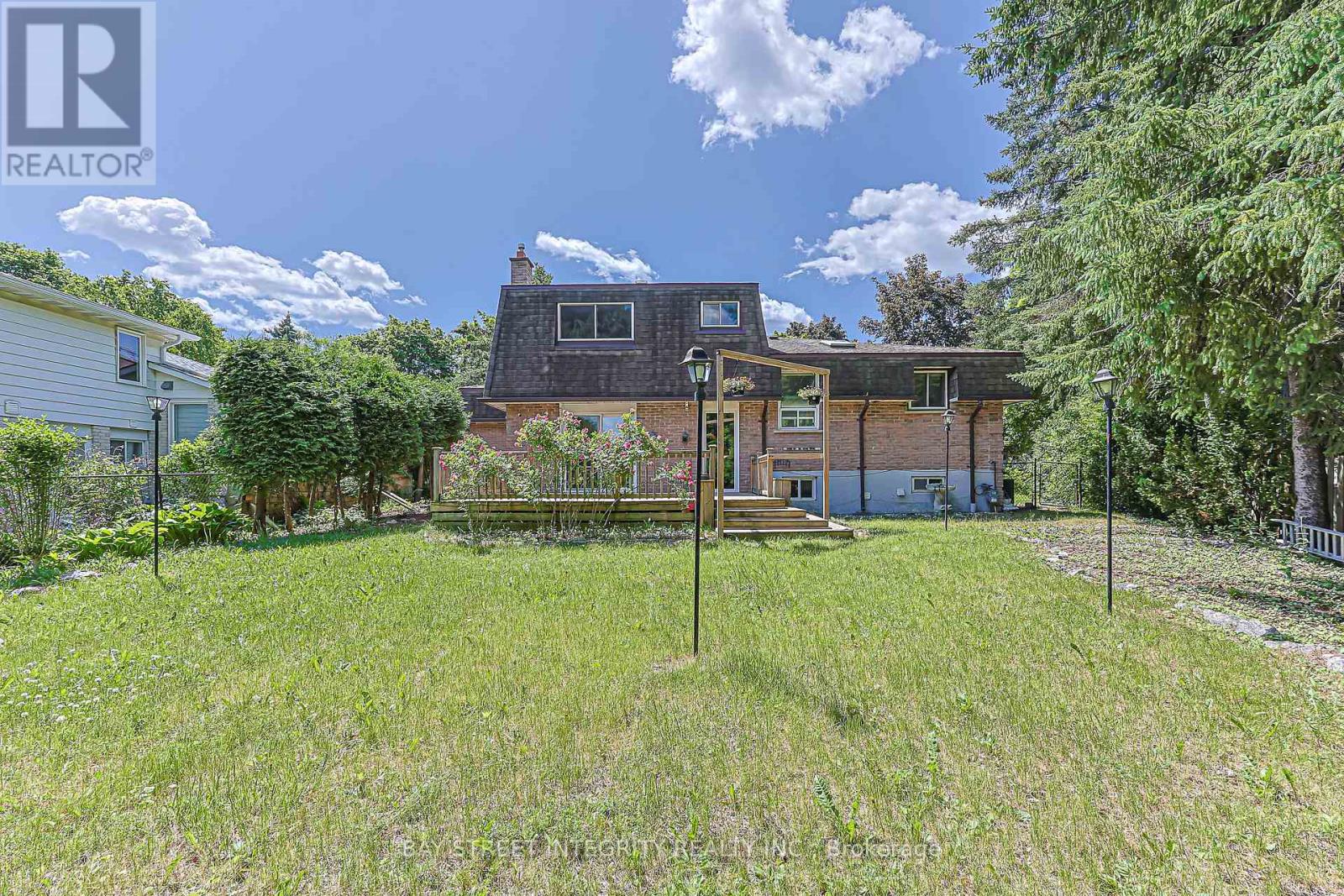 81 Dawn Hill Trail, Markham (Bayview Fairway-Bayview Country Club Estates), Ontario  L3T 3B4 - Photo 39 - N13639628