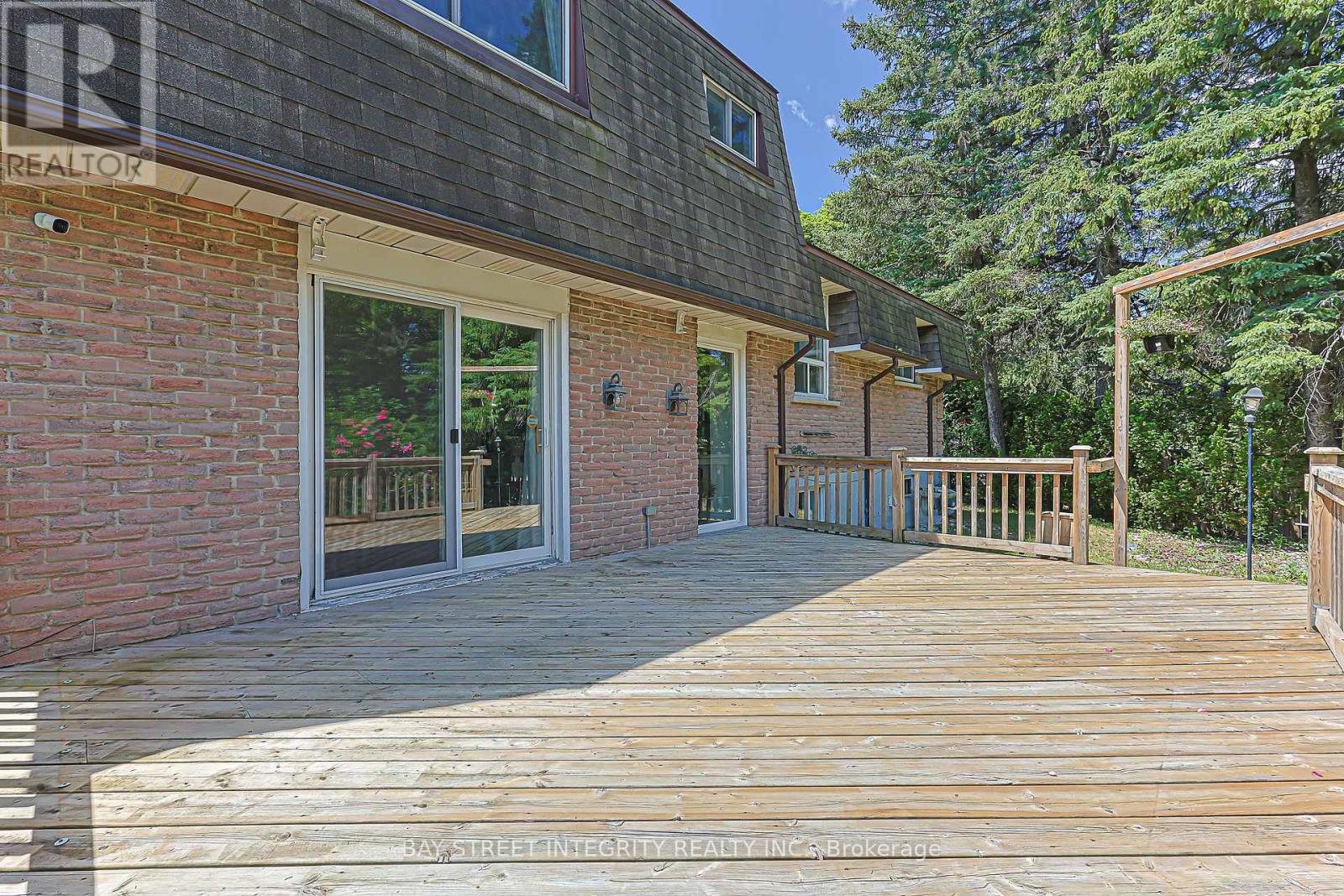 81 Dawn Hill Trail, Markham (Bayview Fairway-Bayview Country Club Estates), Ontario  L3T 3B4 - Photo 42 - N13639628