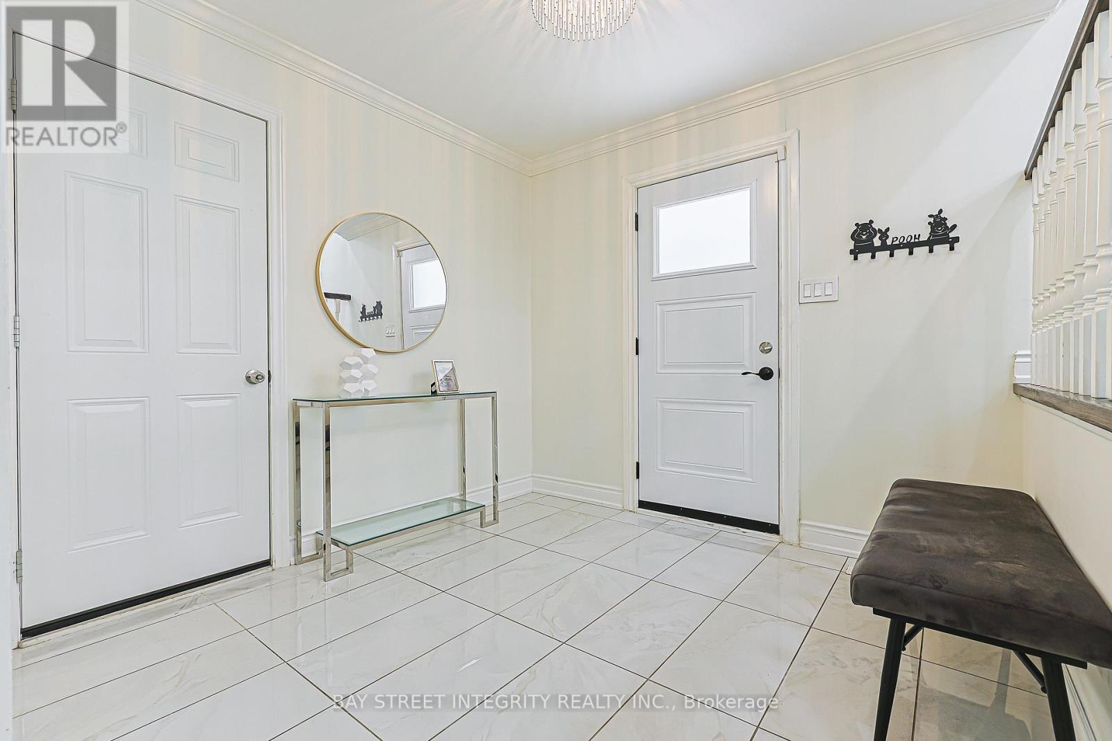 81 Dawn Hill Trail, Markham (Bayview Fairway-Bayview Country Club Estates), Ontario  L3T 3B4 - Photo 5 - N13639628