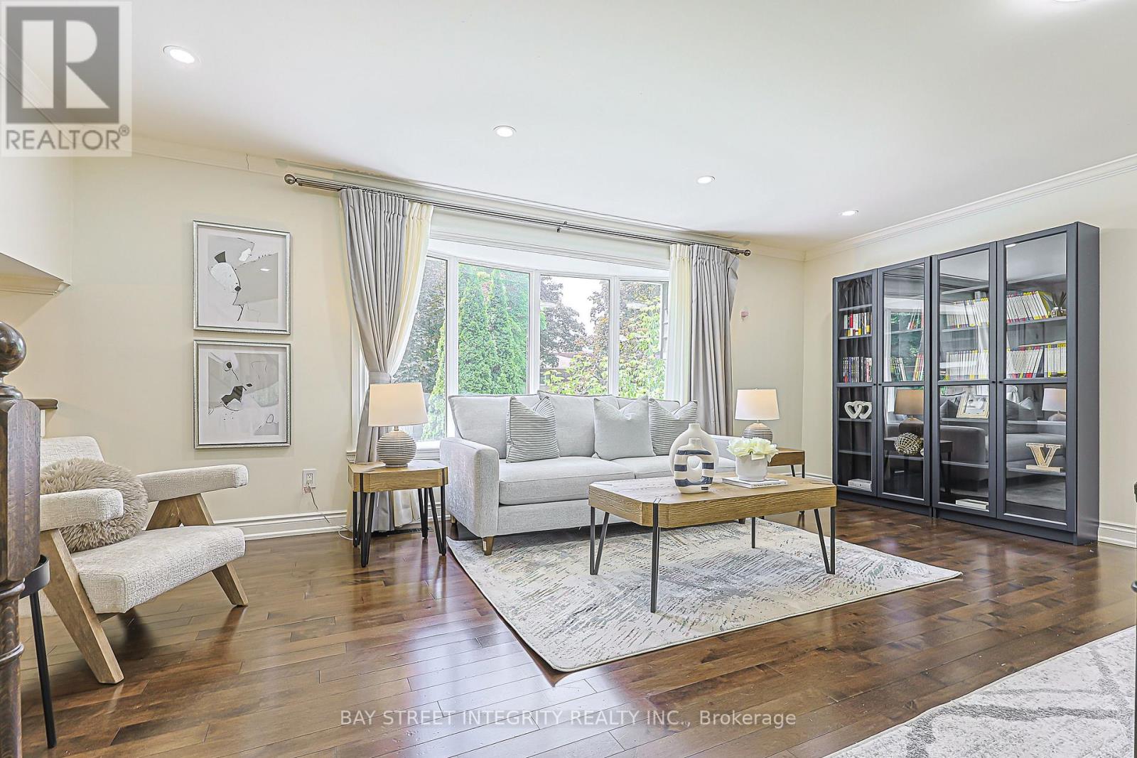 81 Dawn Hill Trail, Markham (Bayview Fairway-Bayview Country Club Estates), Ontario  L3T 3B4 - Photo 6 - N13639628