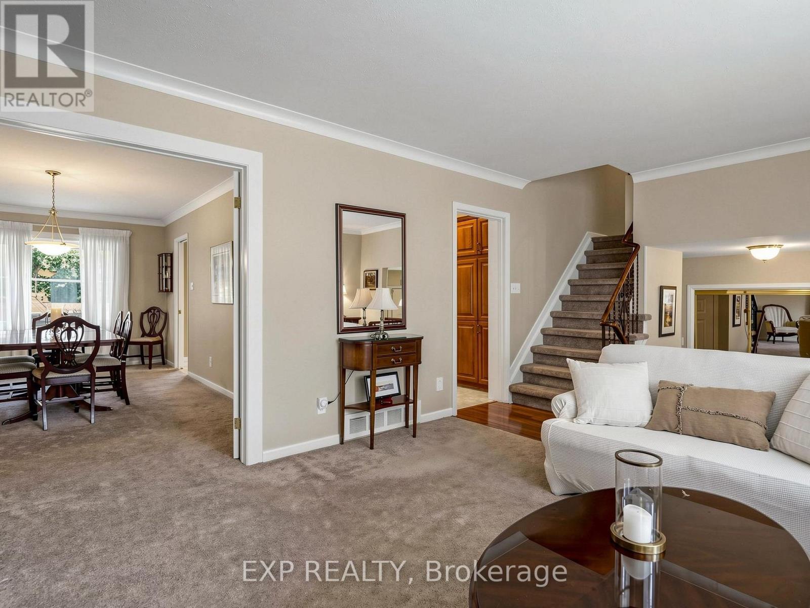 37 Brightbay Crescent, Markham, Ontario  L3T 1C2 - Photo 11 - N13639656