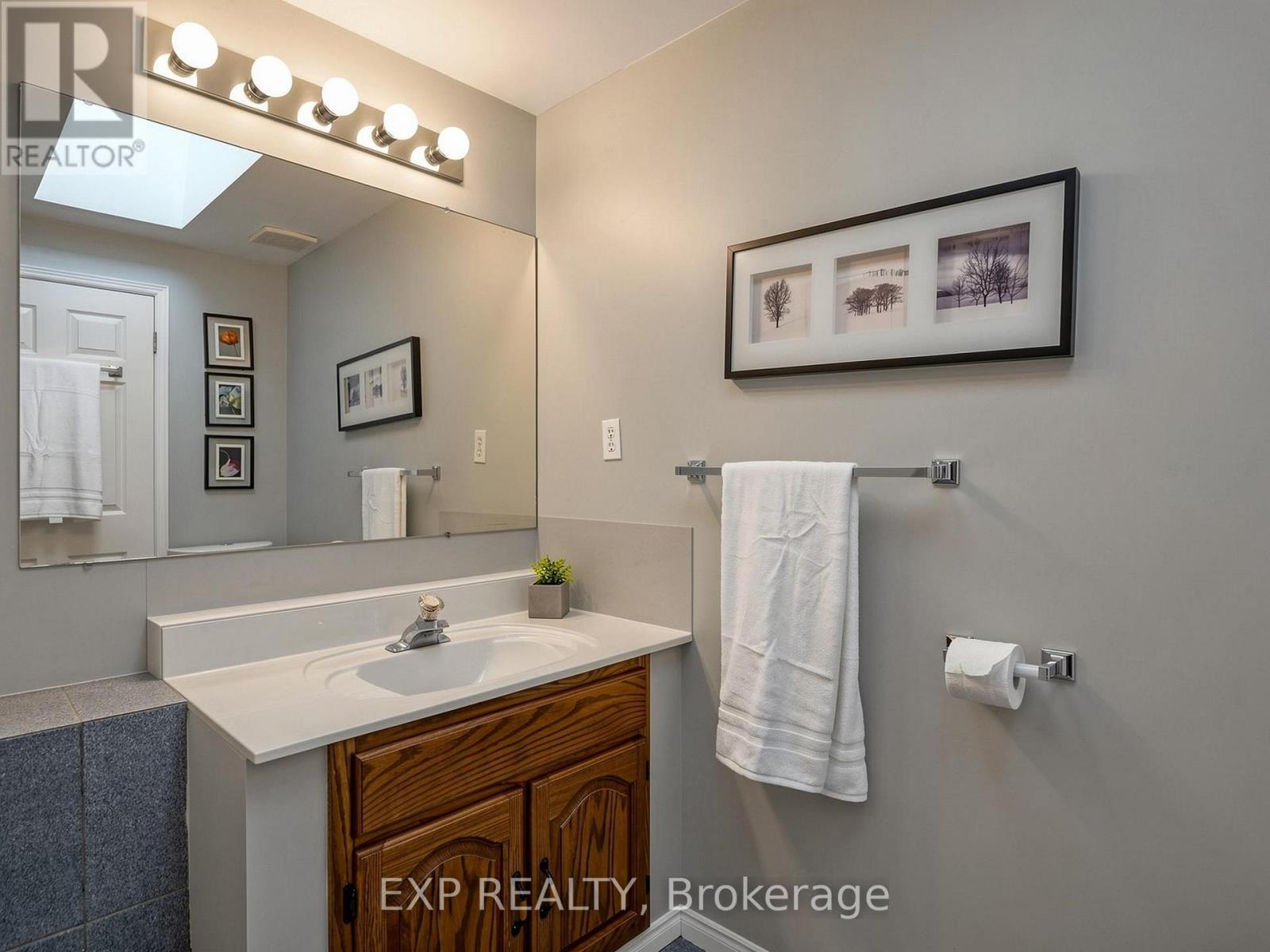 37 Brightbay Crescent, Markham, Ontario  L3T 1C2 - Photo 30 - N13639656