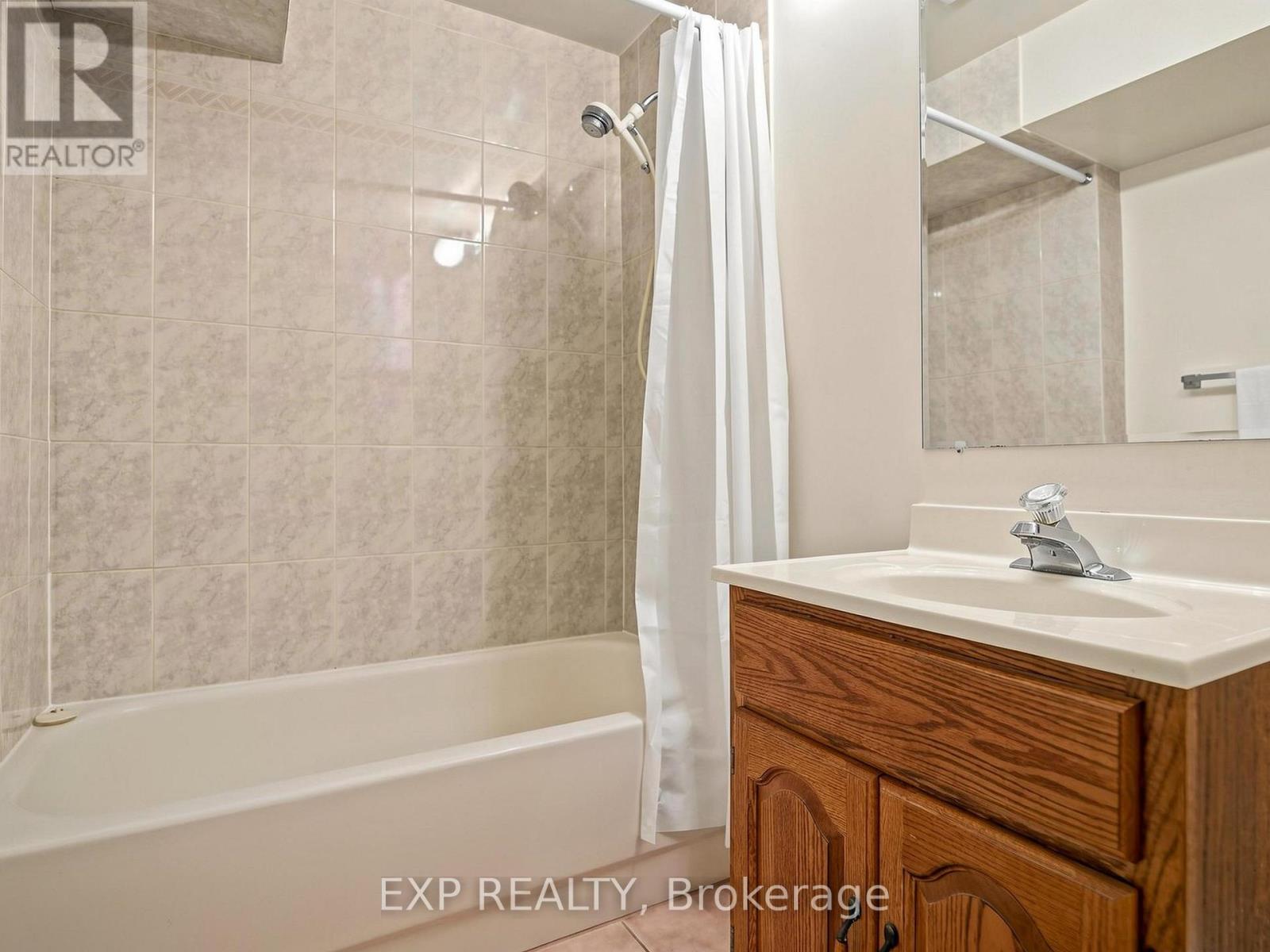 37 Brightbay Crescent, Markham, Ontario  L3T 1C2 - Photo 35 - N13639656