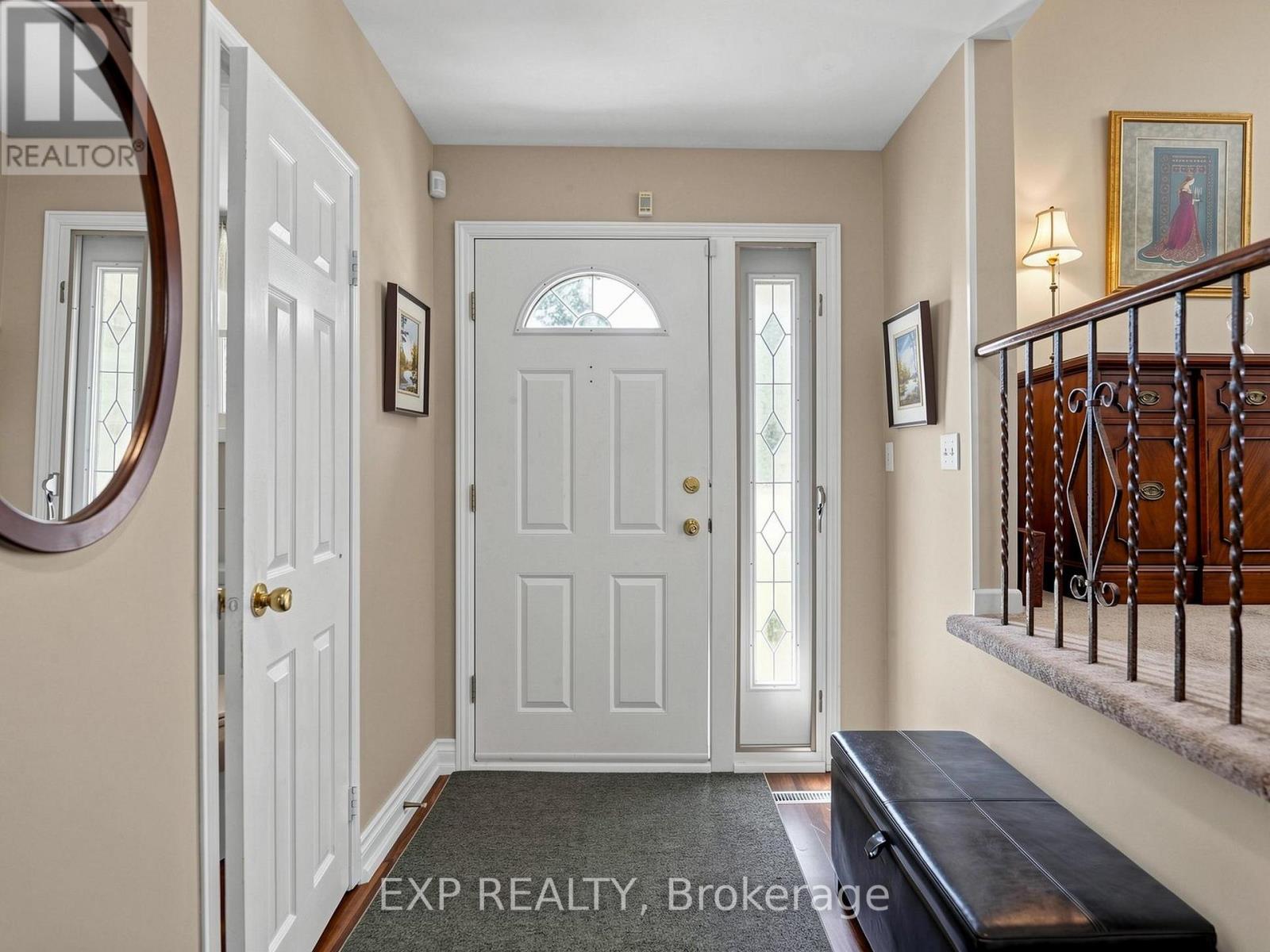 37 Brightbay Crescent, Markham, Ontario  L3T 1C2 - Photo 4 - N13639656