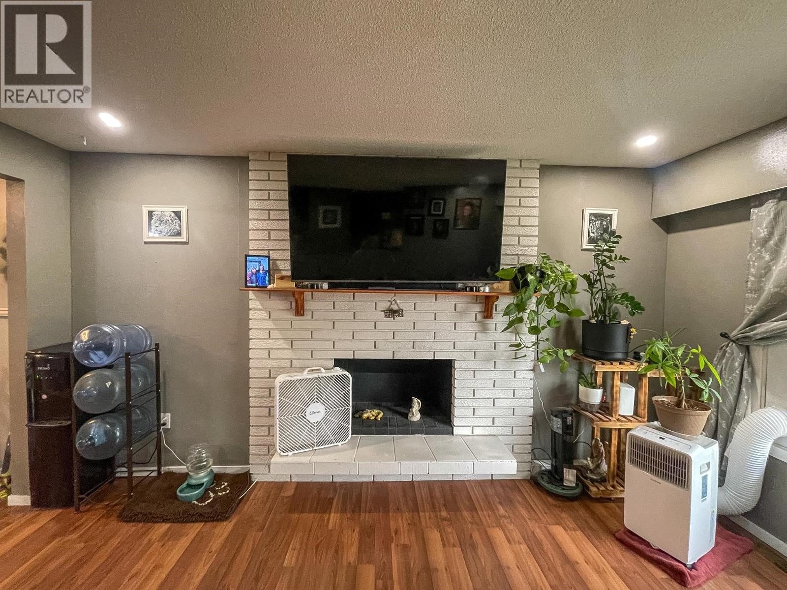 5418 Park Drive, 103 Mile House, British Columbia  V0K 2E1 - Photo 11 - R3152744