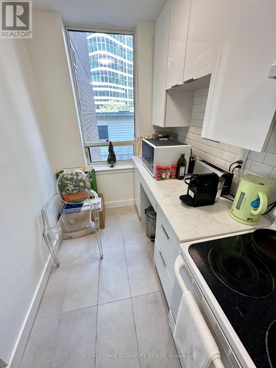 419 - 633 Bay Street, Toronto, Ontario  M5G 2G4 - Photo 9 - C13631700