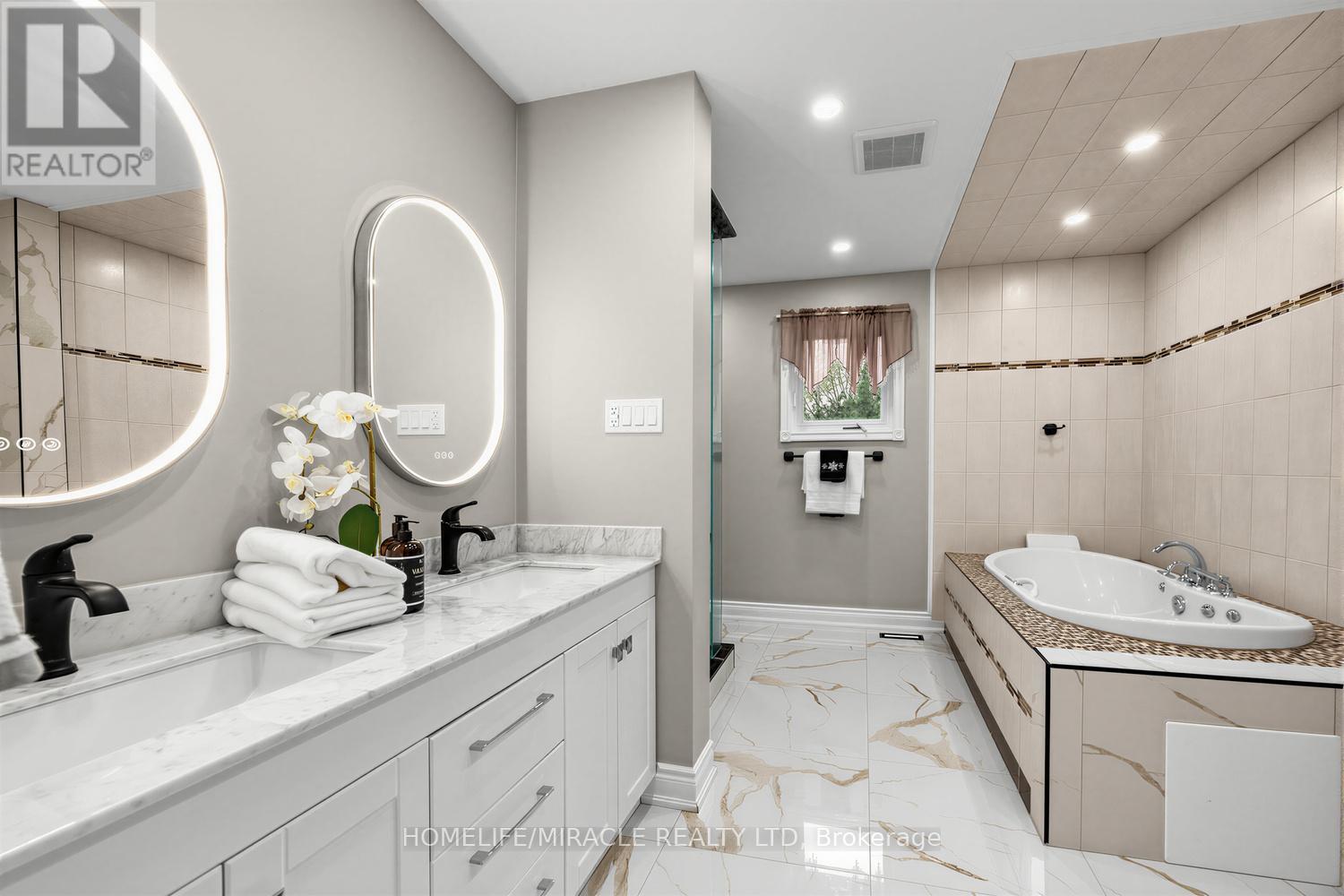 2023 Jacamar Court, Mississauga, Ontario  L5L 3P7 - Photo 25 - W13638286