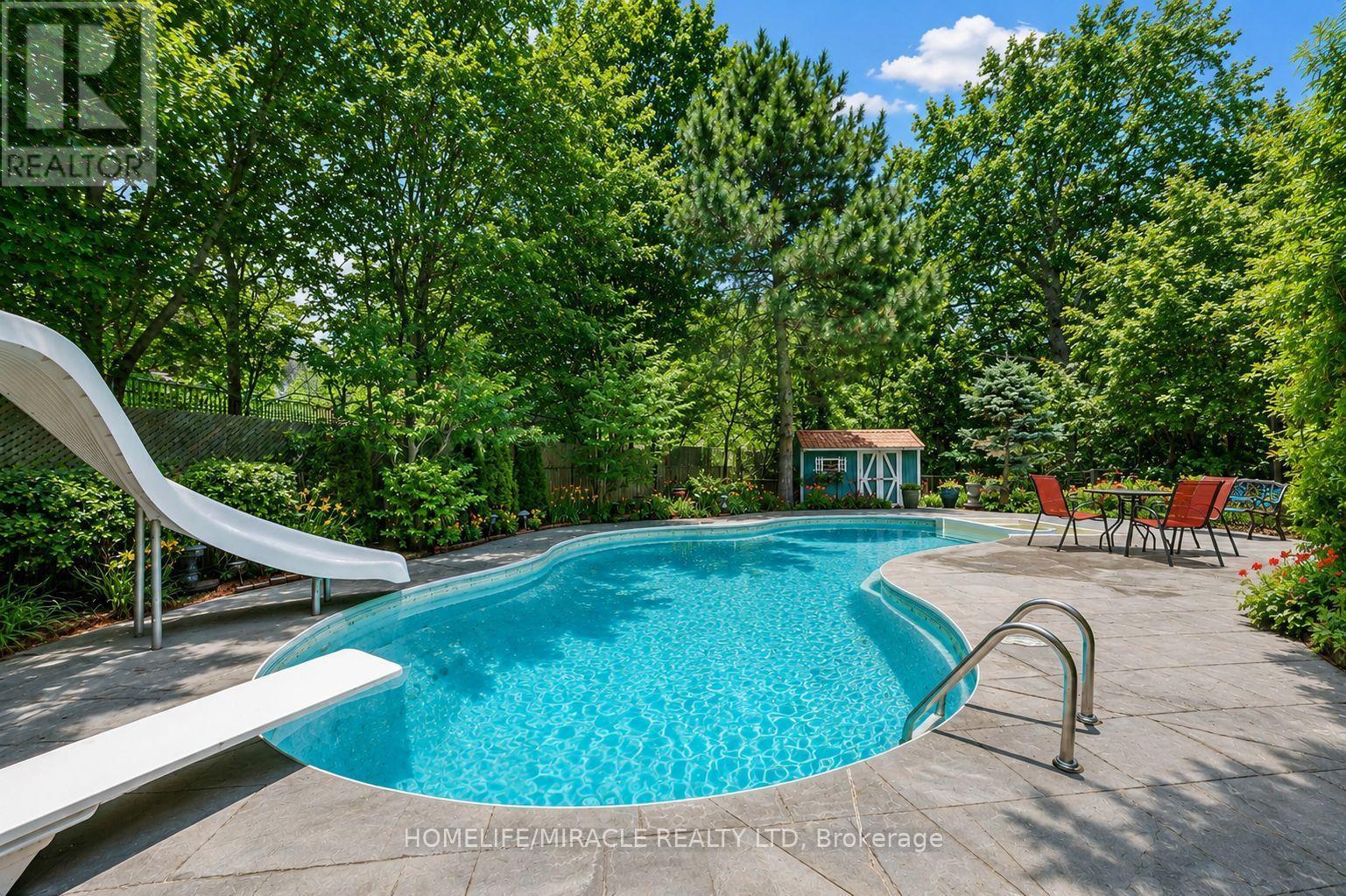 2023 Jacamar Court, Mississauga, Ontario  L5L 3P7 - Photo 43 - W13638286