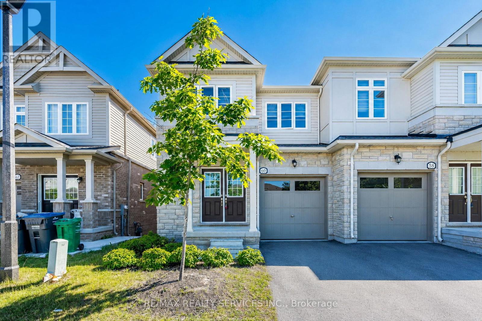 60 BRIXHAM LANE, Brampton, Ontario