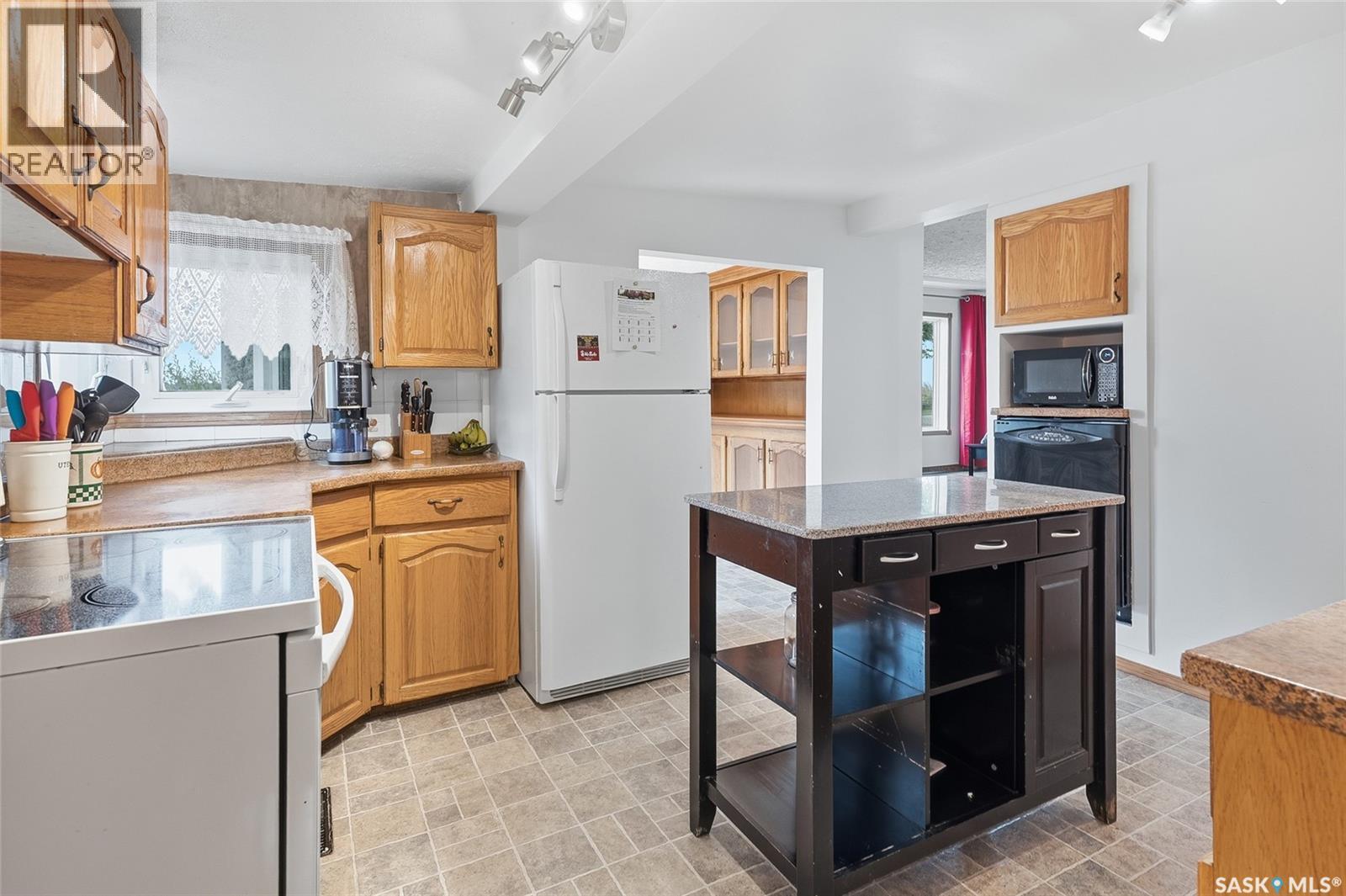 104 2nd Avenue, Bradwell, Saskatchewan  S0K 0P0 - Photo 4 - SK044569
