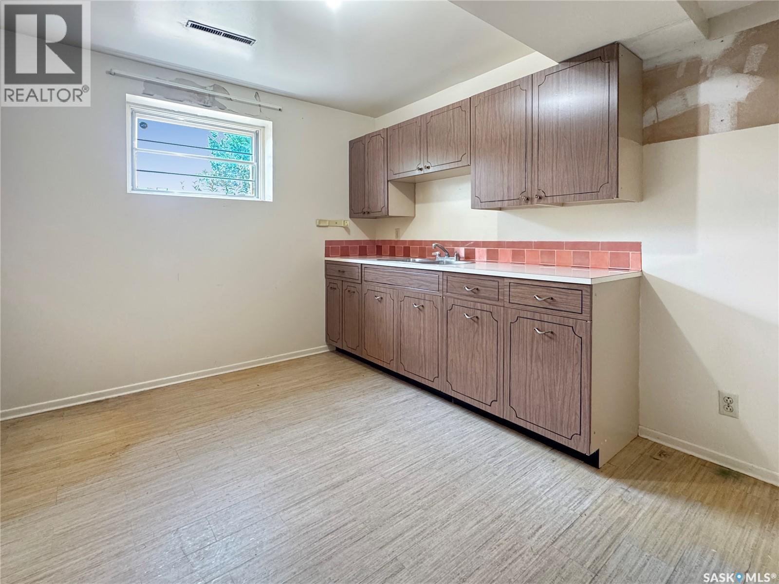 1831 102nd Street, North Battleford, Saskatchewan  S9A 1H4 - Photo 14 - SK044384