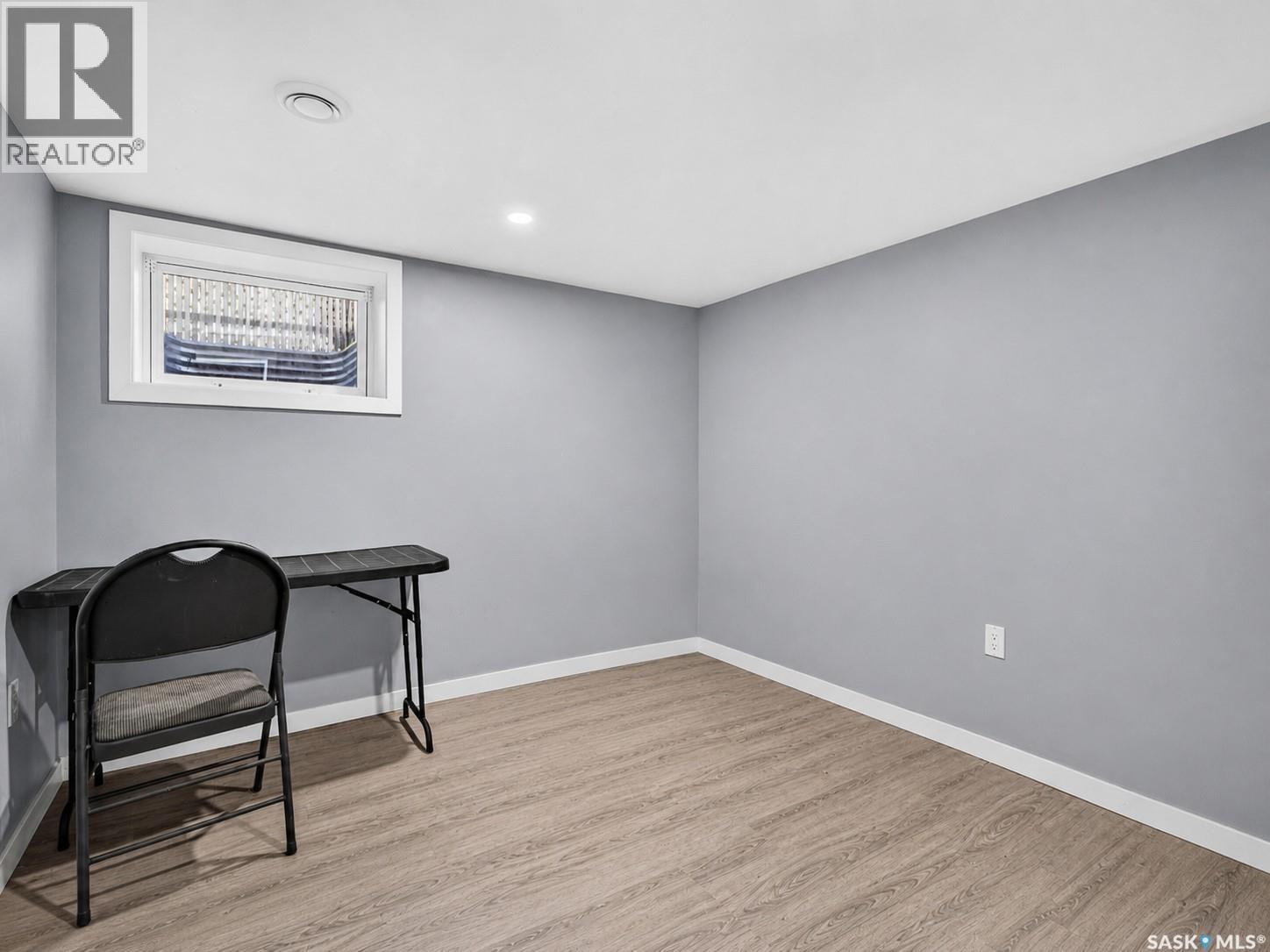 892 Elgin Avenue, Moose Jaw, Saskatchewan  S6H 4G7 - Photo 30 - SK044326