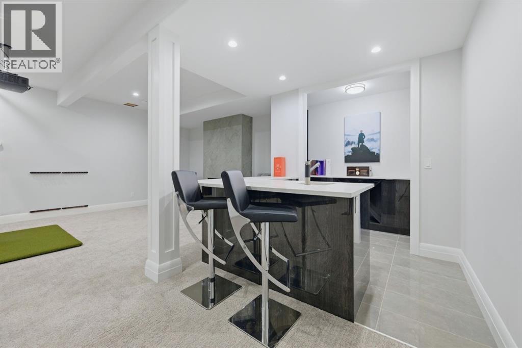 102 Malibou Road, Calgary, Alberta  T2V 2A4 - Photo 37 - A2316763