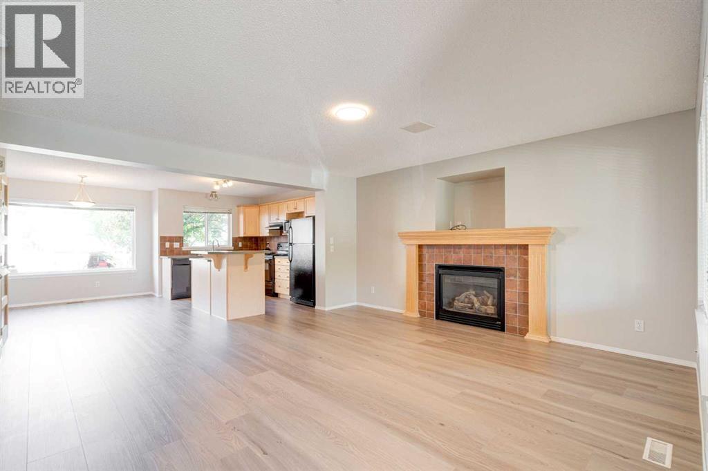 173 Copperfield Gardens SE, Calgary, Alberta  T2Z 4C2 - Photo 6 - A2323793