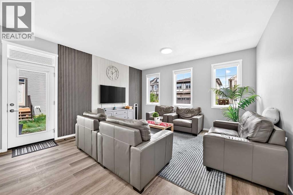 41 Cityline Heath NE, Calgary, Alberta  T3N 2N5 - Photo 3 - A2324322