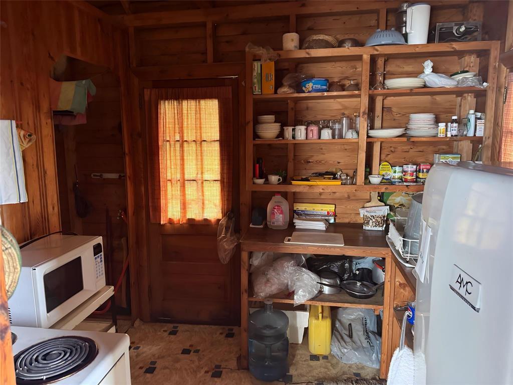 40 Toniata Road, Falcon Lake, Manitoba R0E 0N0 - Photo 8 - 202619527