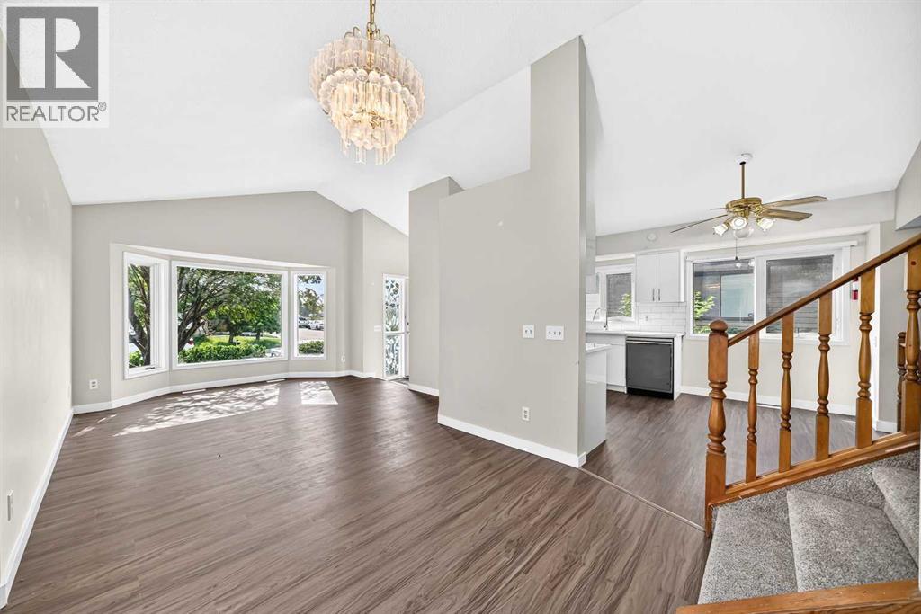 37 Martingrove Way NE, Calgary, Alberta  T3J 2T2 - Photo 9 - A2331882