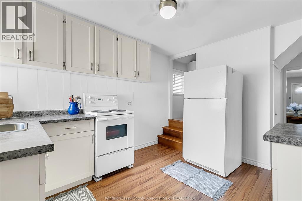567 Stanley, Windsor, Ontario  N8X 3A9 - Photo 8 - 26018868