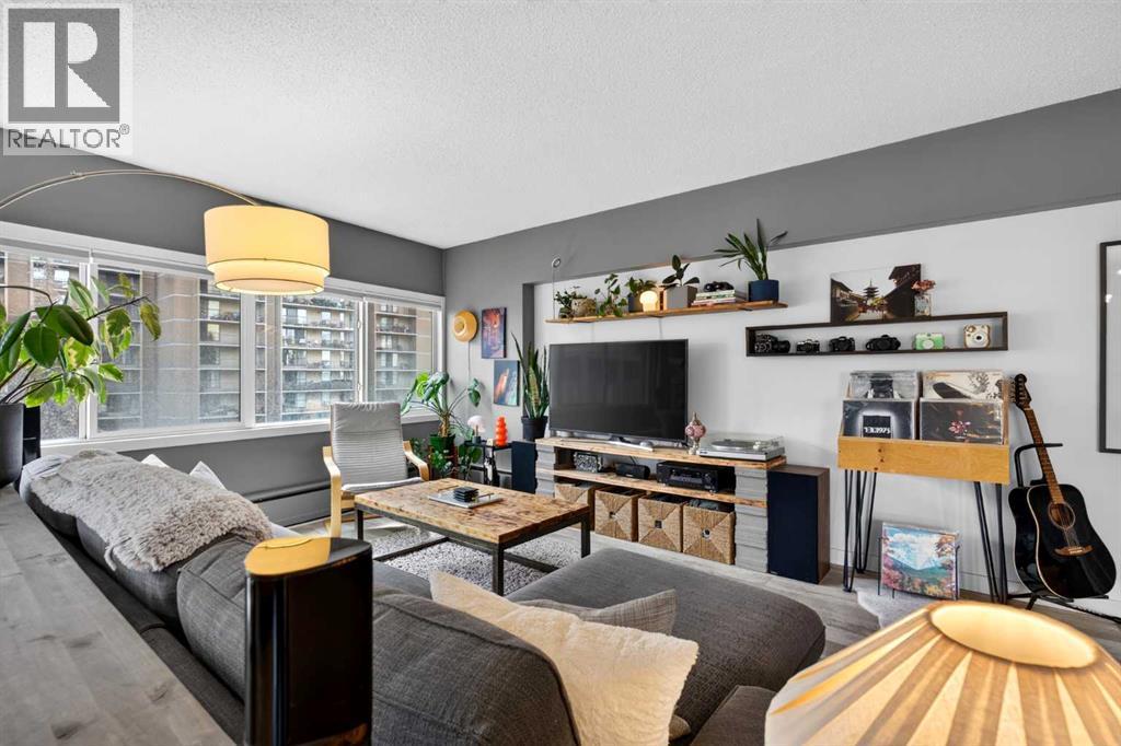 504, 1209 6 Street SW, Calgary, Alberta  T2R 0Z5 - Photo 2 - A2334602