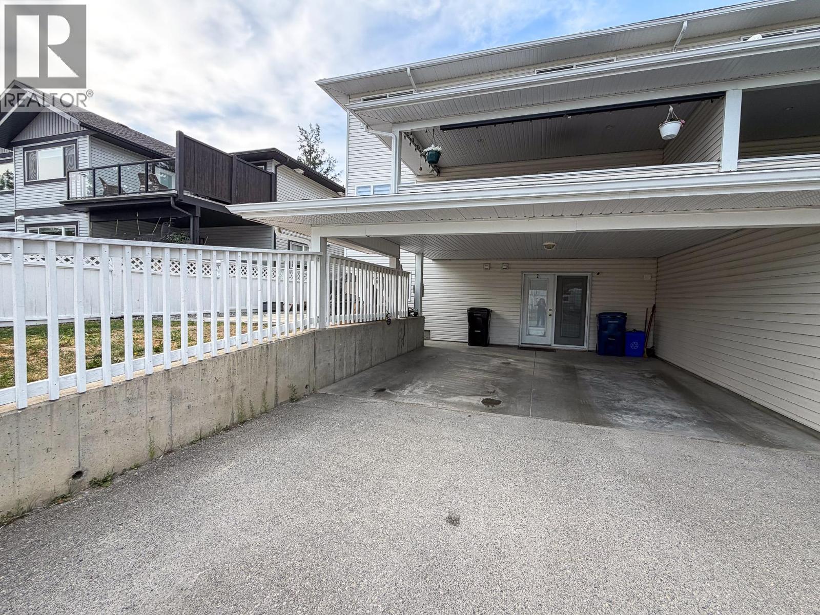 188 9th S Street Unit# 2, Cranbrook, British Columbia V1C 1P8 - Photo 2 - 10396667