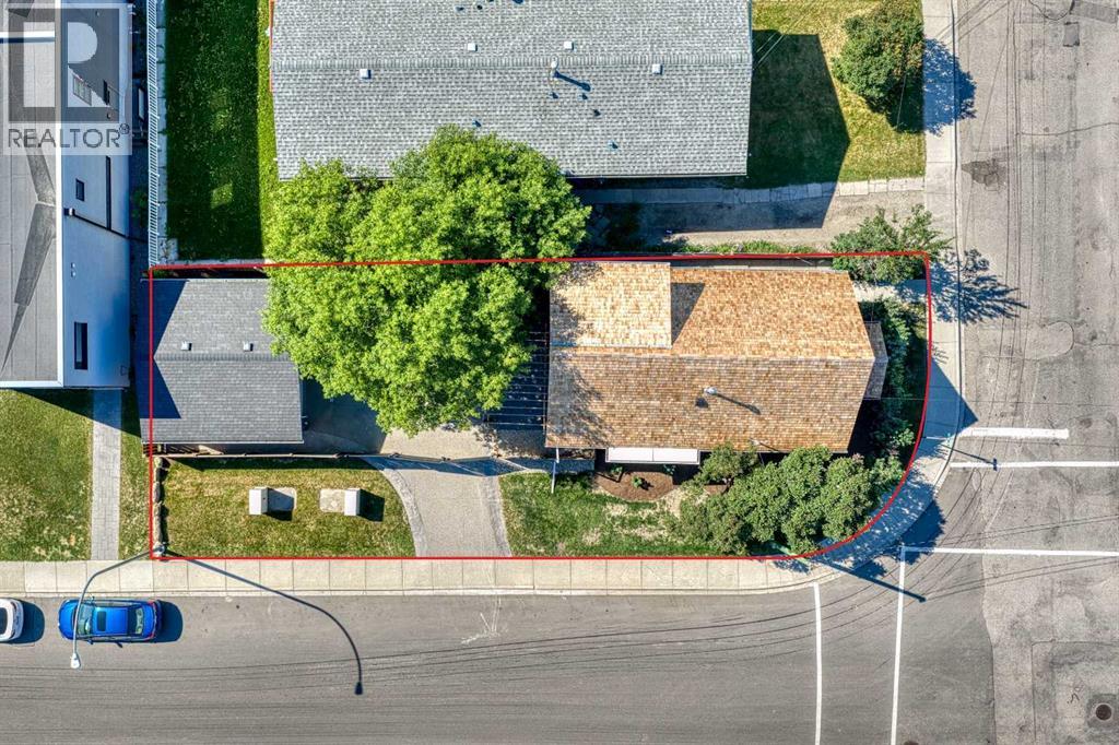 3222 1 Street NE, Calgary, Alberta  T2E 3C5 - Photo 3 - A2334844