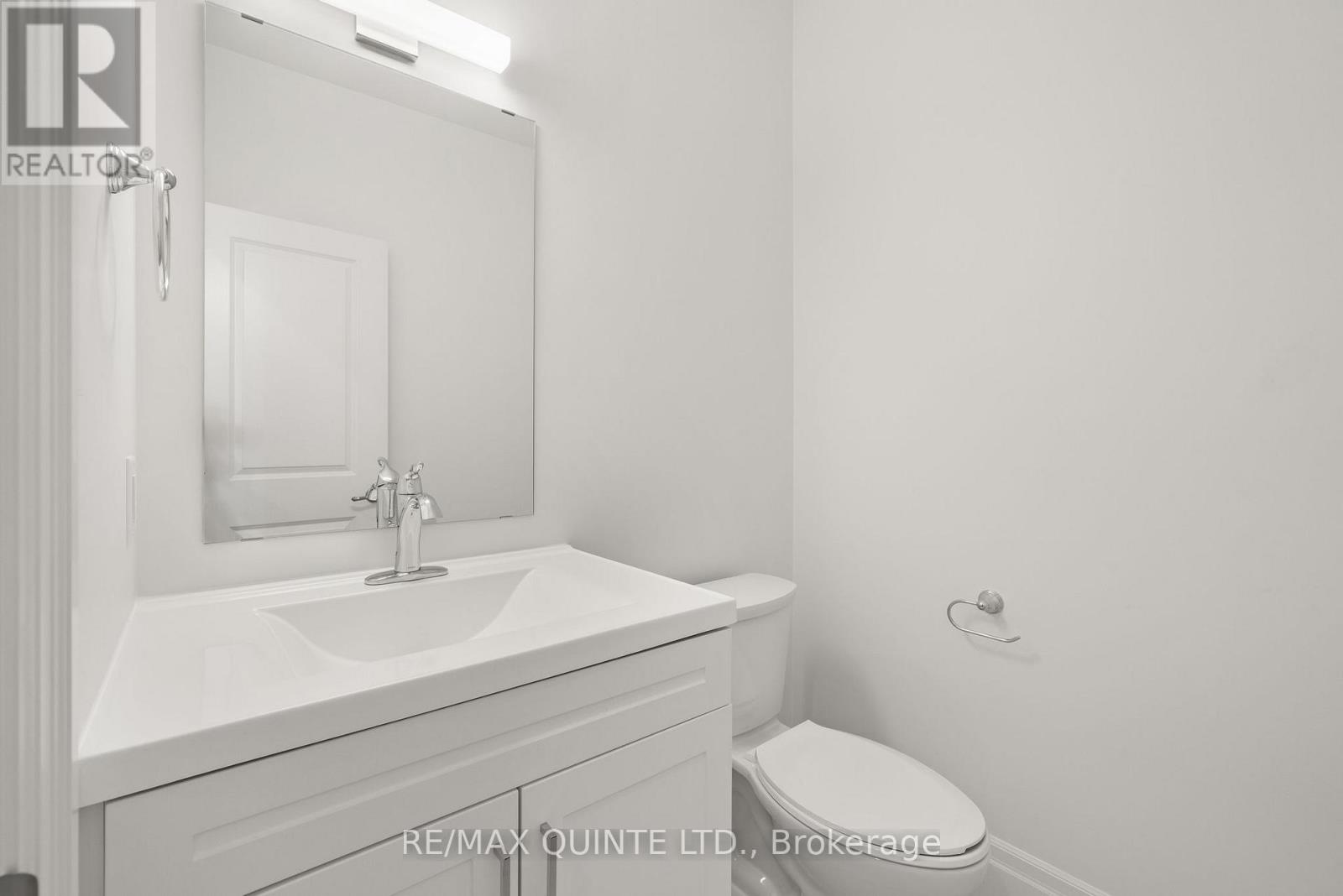 51 Evans Street, Prince Edward County, Ontario  K0K 2T0 - Photo 10 - X13639868