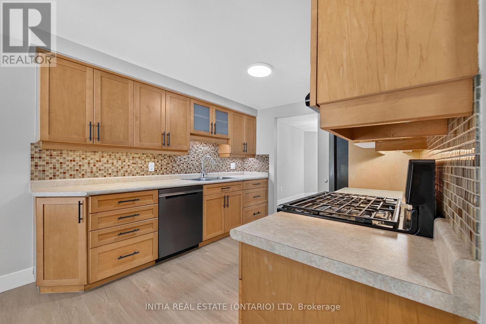 1111 Aldersbrook Road, London North, Ontario  N6G 2X2 - Photo 11 - X13640036