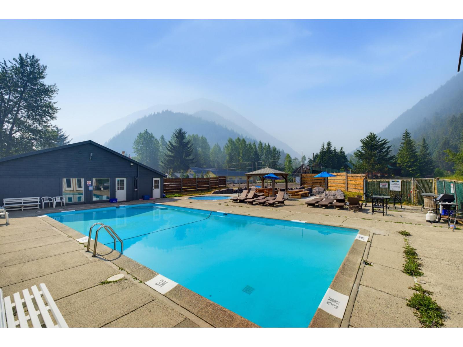 71788 Meadow Road, Sunshine Valley, Sunshine Valley, British Columbia  V0X 1L5 - Photo 37 - R3152076