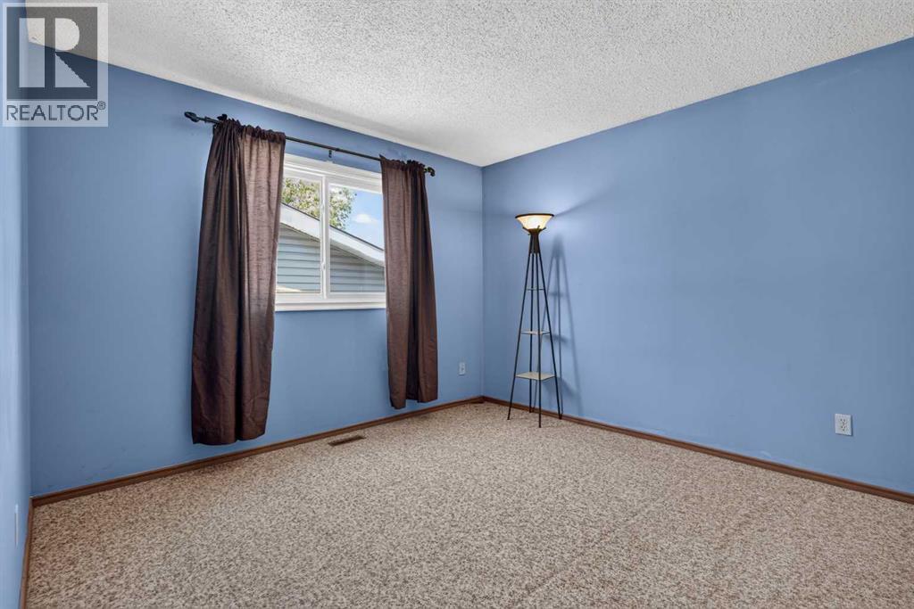 359 Maitland Crescent NE, Calgary, Alberta  T2A 5T6 - Photo 13 - A2324058