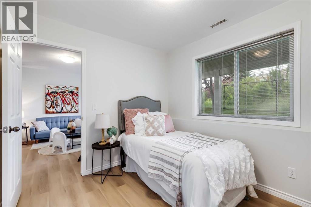 155 Prominence Heights SW, Calgary, Alberta  T3H 2Z6 - Photo 33 - A2329508