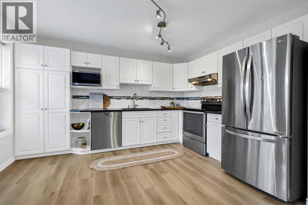 155 Prominence Heights SW, Calgary, Alberta  T3H 2Z6 - Photo 7 - A2329508