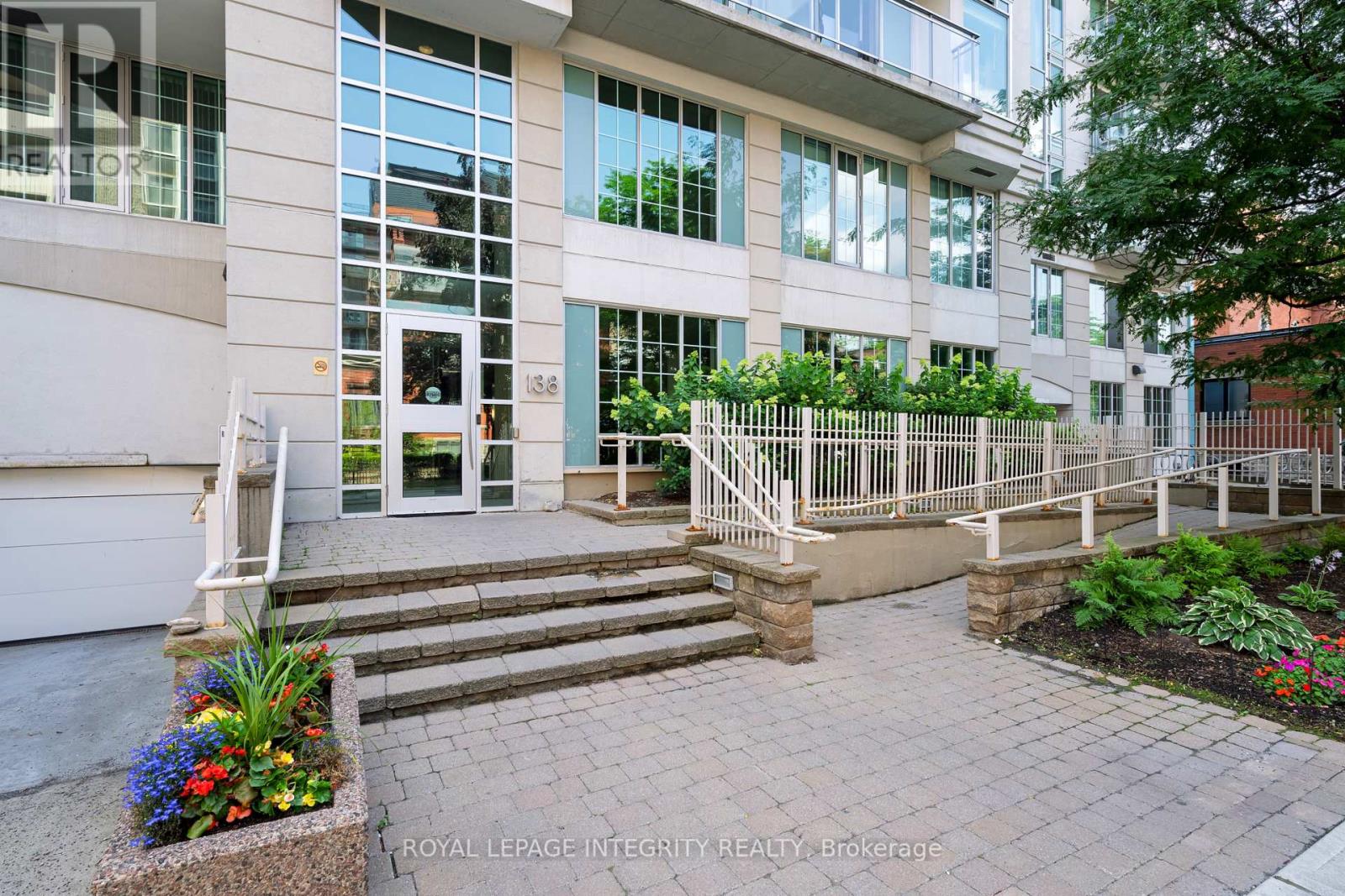 203 - 138 Somerset Street, Ottawa, Ontario  K2P 0A3 - Photo 3 - X13639752
