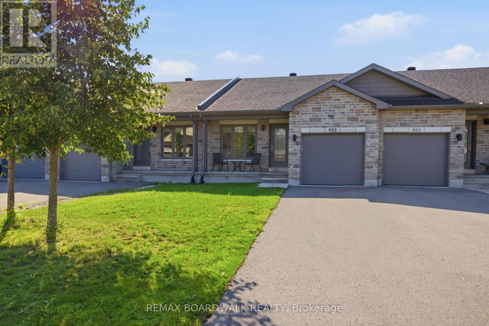 923 LEISHMAN DRIVE, Mississippi Mills, Ontario