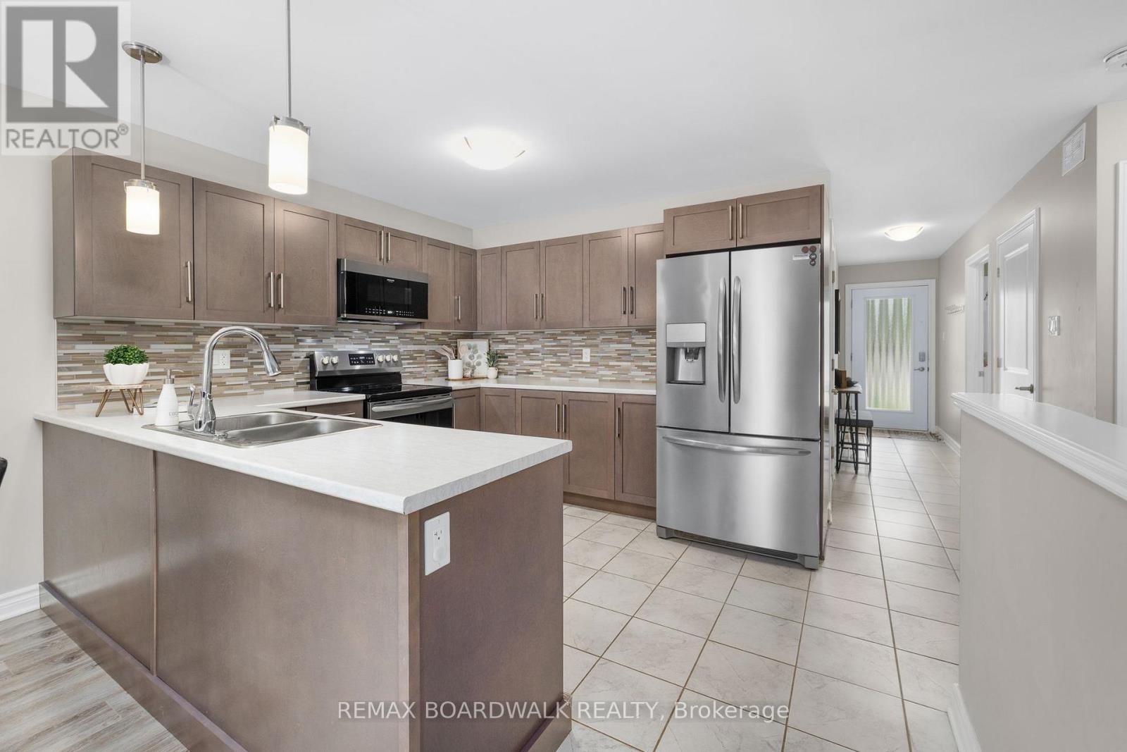 923 Leishman Drive, Mississippi Mills, Ontario  K0A 1A0 - Photo 4 - X13639826