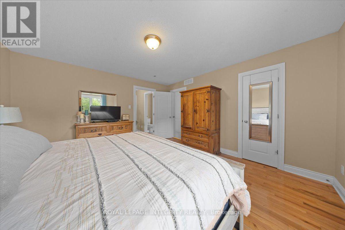 Unknown Address, ,    - Photo 19 - X13639874