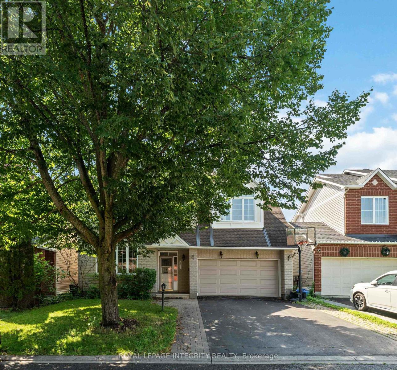 10 WESTWINDS PLACE, Ottawa, Ontario