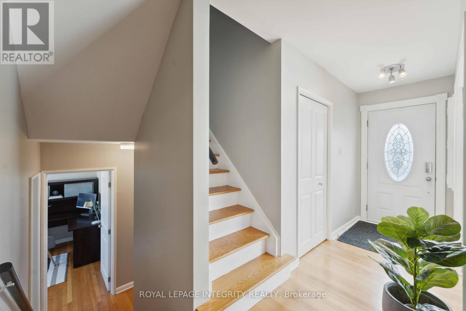 29 Pritchard Drive, Ottawa, Ontario  K2G 1B2 - Photo 4 - X13639950