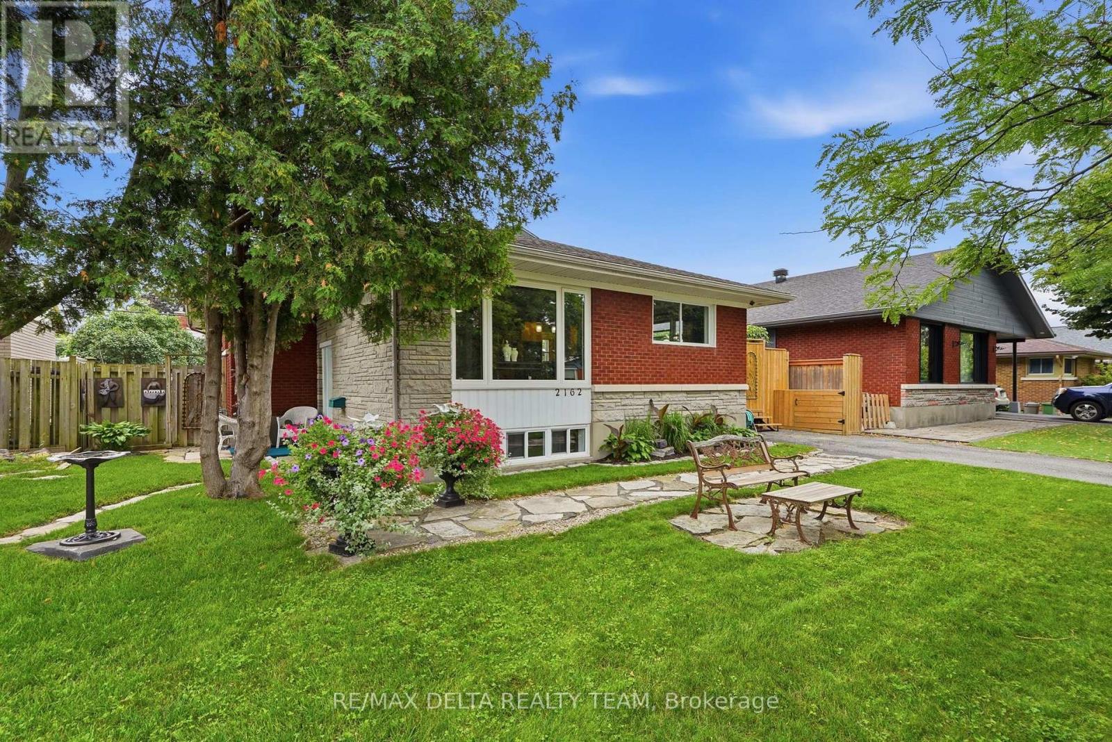 2162 Rushton Road, Ottawa, Ontario  K2A 1N7 - Photo 3 - X13639966
