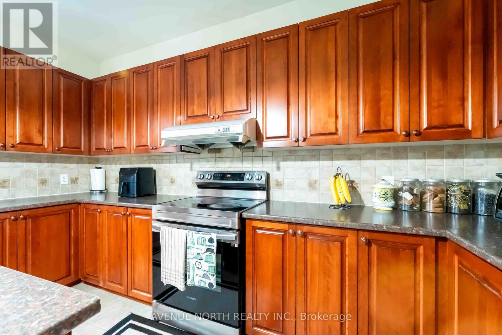 23 Hearthstone Place, Ottawa, Ontario  K2G 7B3 - Photo 10 - X13640002