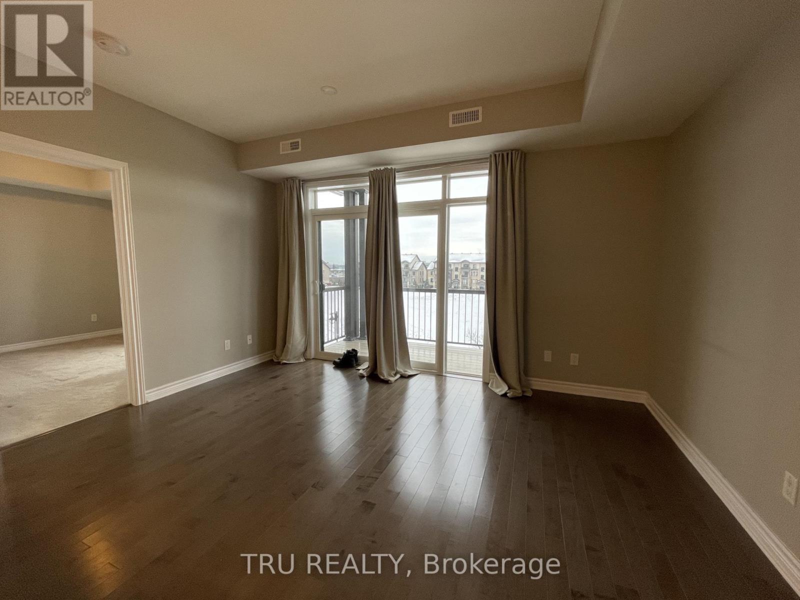 404 - 655 Beauparc Private, Ottawa, Ontario  K1J 0B6 - Photo 13 - X13640046