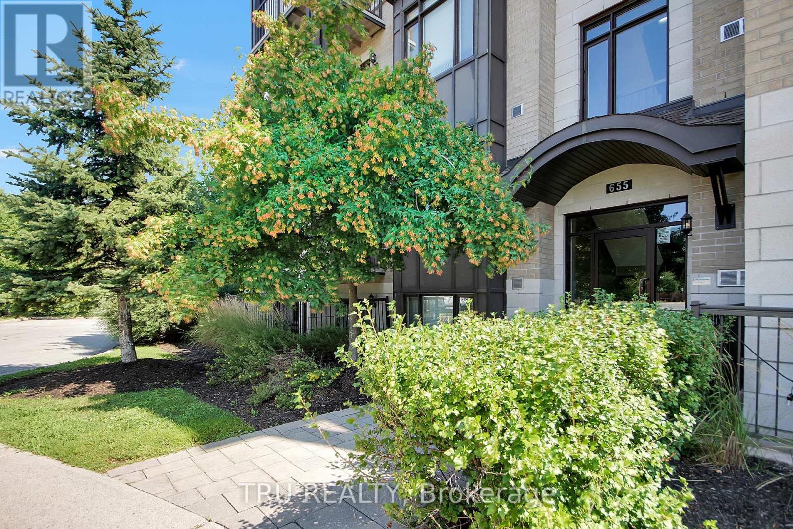 404 - 655 Beauparc Private, Ottawa, Ontario  K1J 0B6 - Photo 3 - X13640046