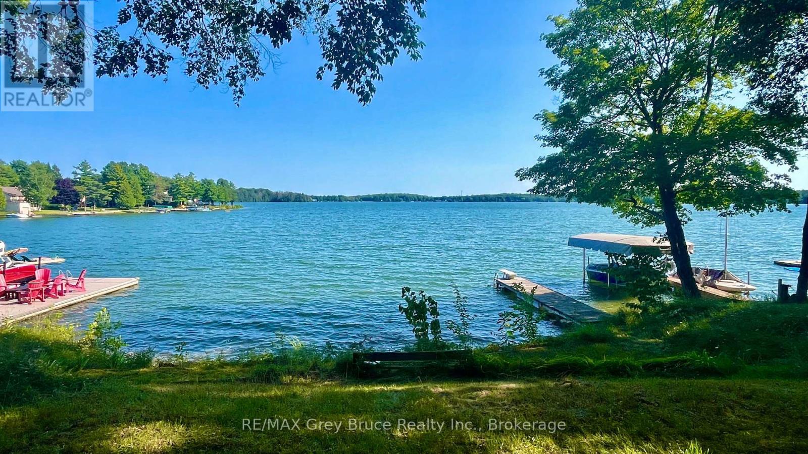 124 STANLEY DRIVE, Grey Highlands, Ontario