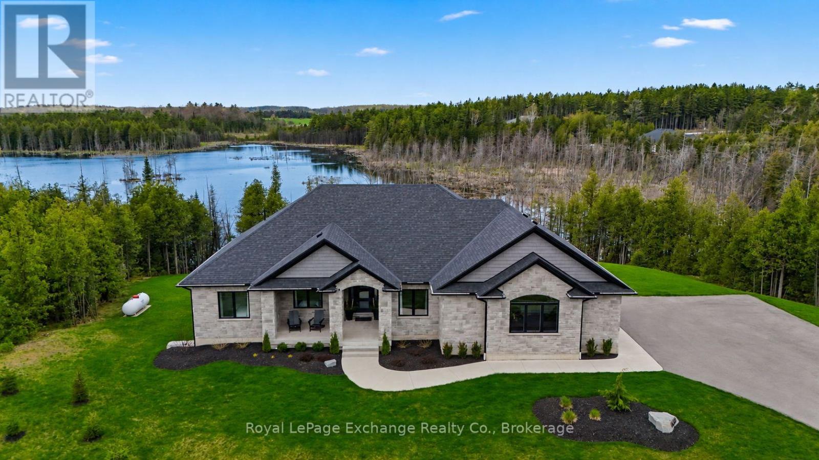150 Louise Creek Crescent, West Grey, Ontario  N0G 1S0 - Photo 5 - X13245750