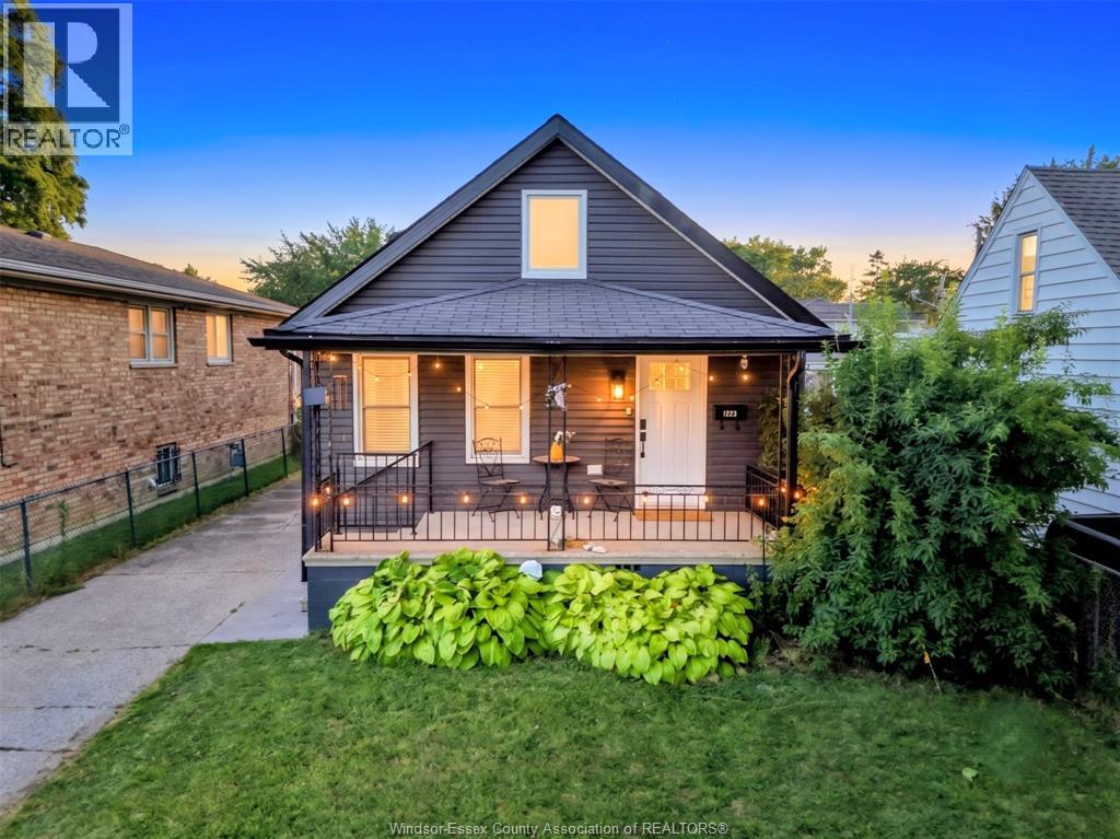 MLS# 26018853: 1223 AUBIN, Windsor, Canada