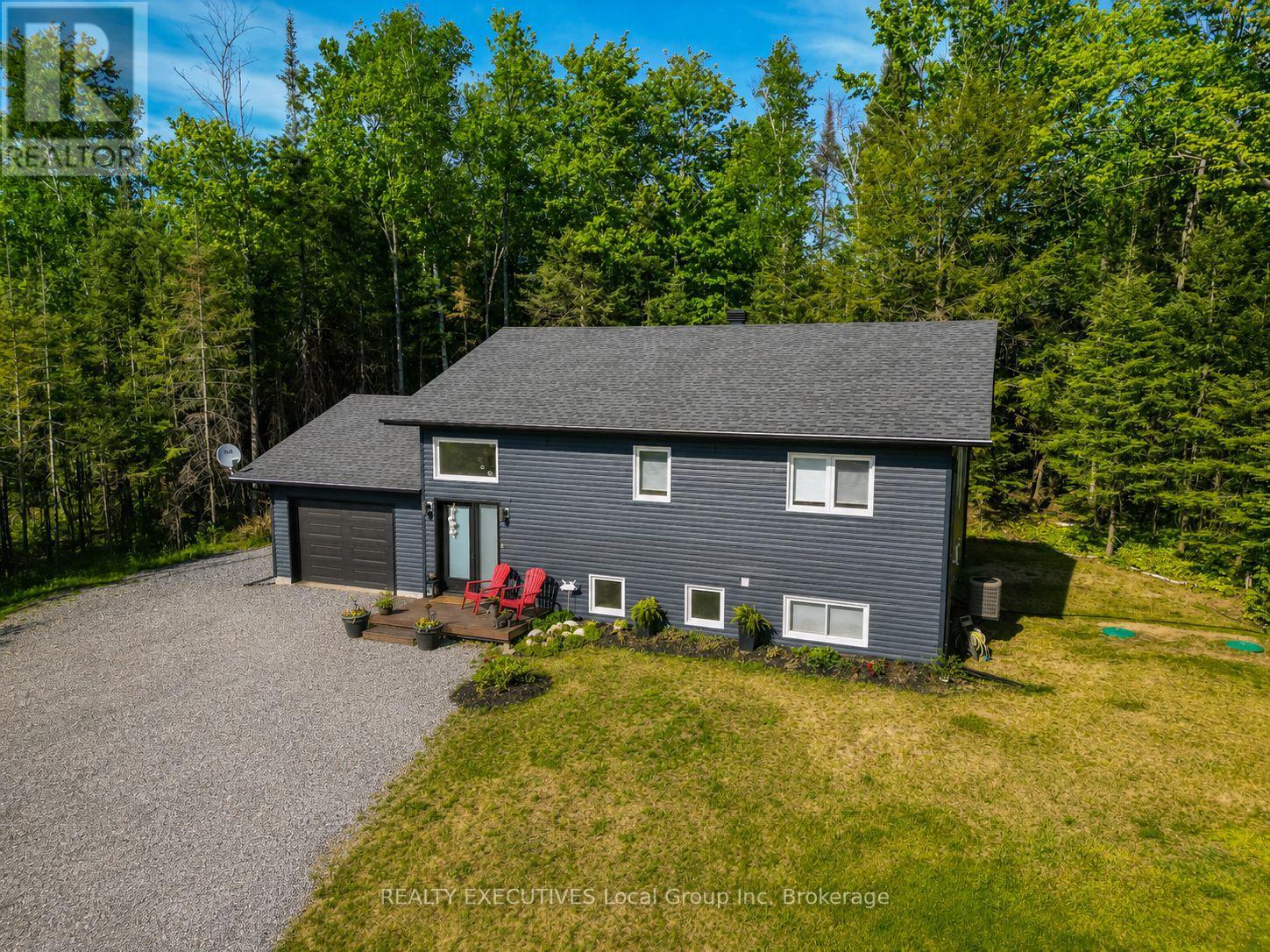 61 Astor Street S, East Ferris, Ontario  P0H 1B0 - Photo 2 - X13640024