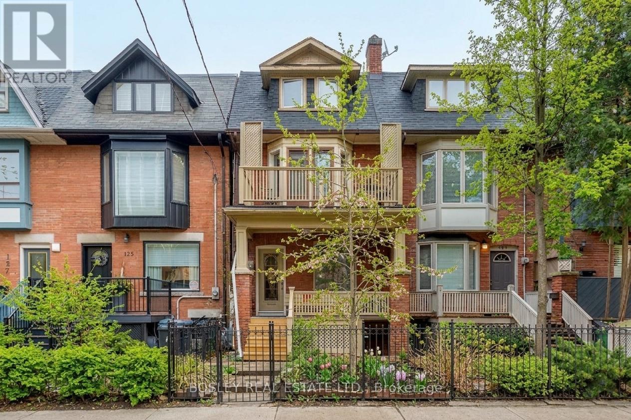 123 SEATON STREET, Toronto, Ontario