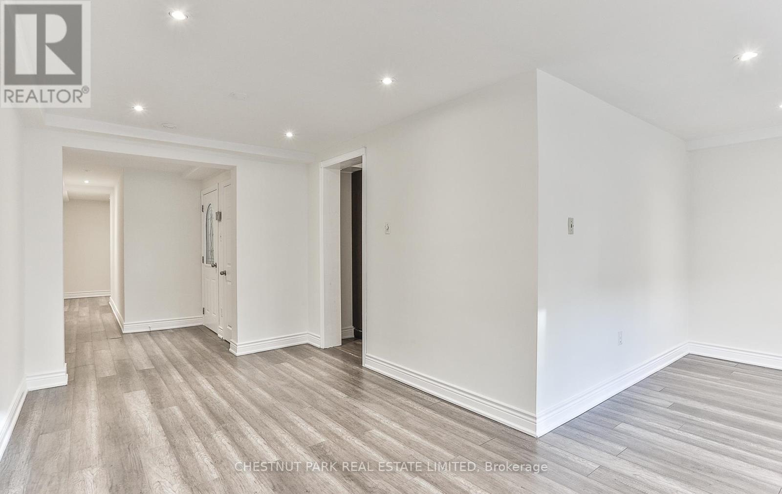 1 - 76 Walmsley Boulevard, Toronto, Ontario  M4V 1X6 - Photo 4 - C13639986